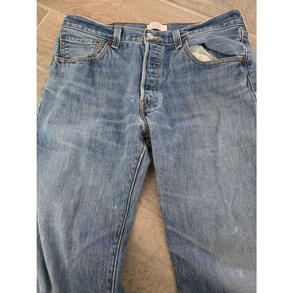 Men's Levi's 501 Original Fit Medium Wash Minor Destruction Paint Splatter Size - Picture 4 of 12